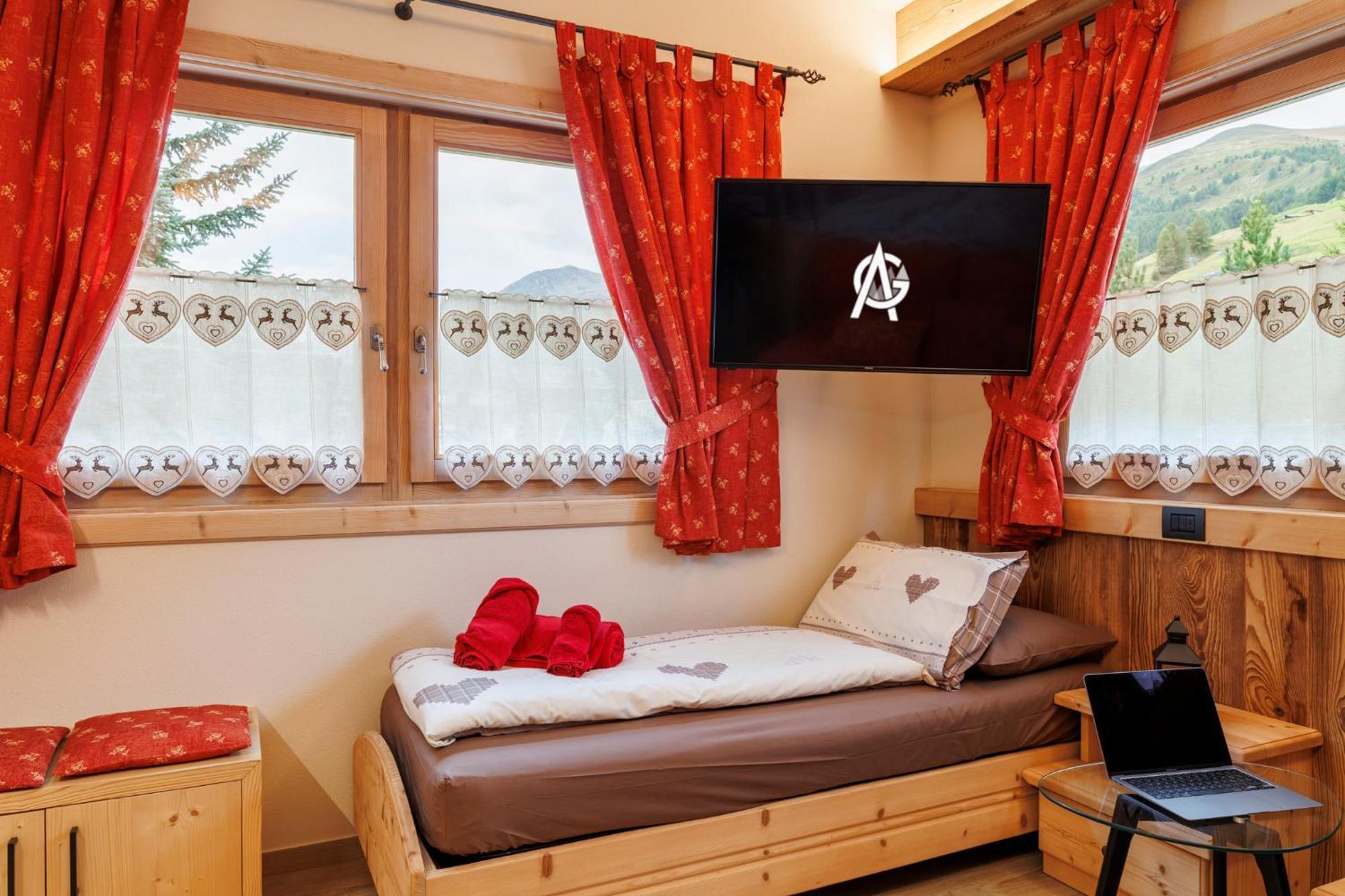 Ag Apartments Livigno Centro Kamer foto