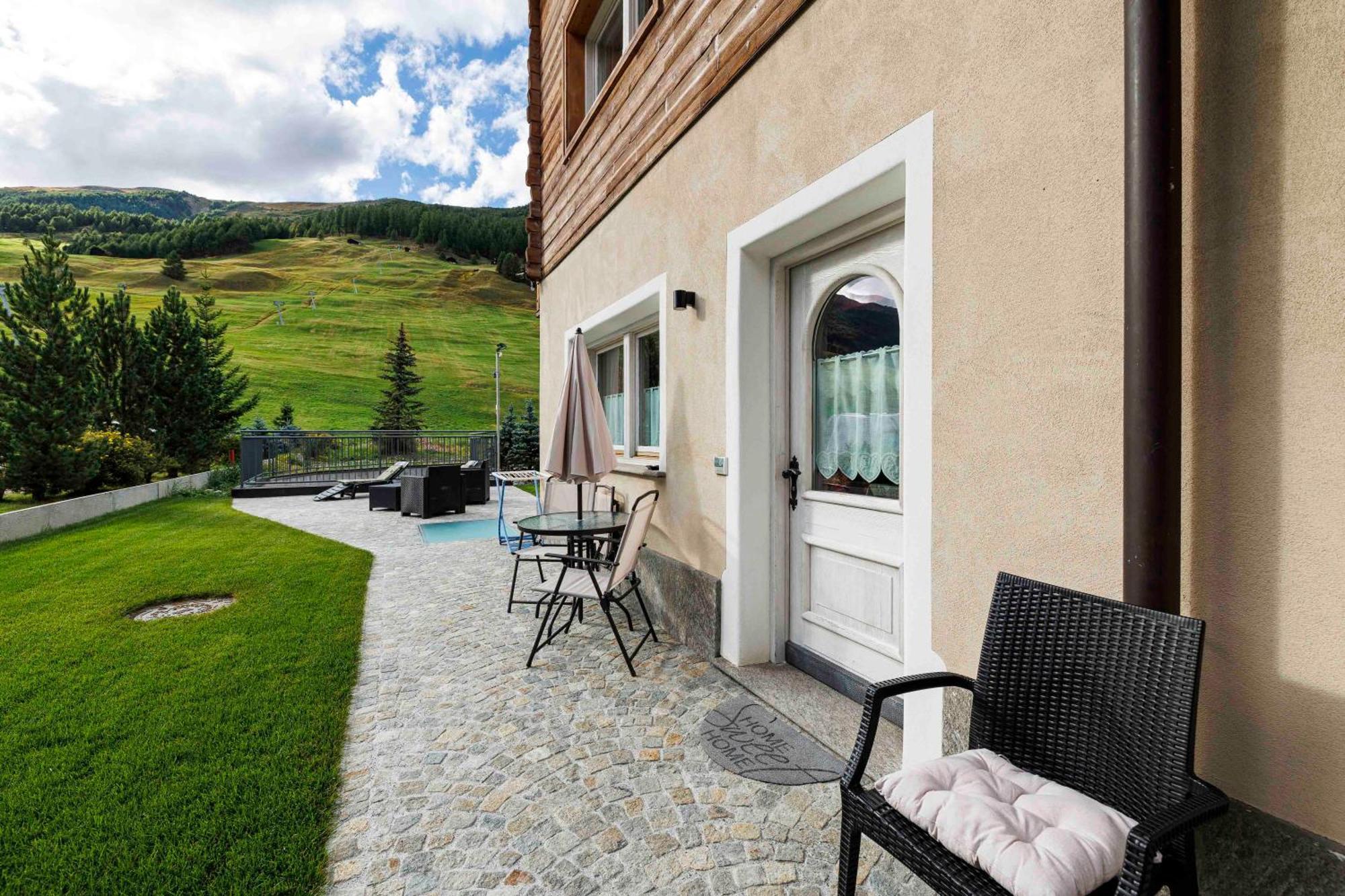 Ag Apartments Livigno Centro Buitenkant foto