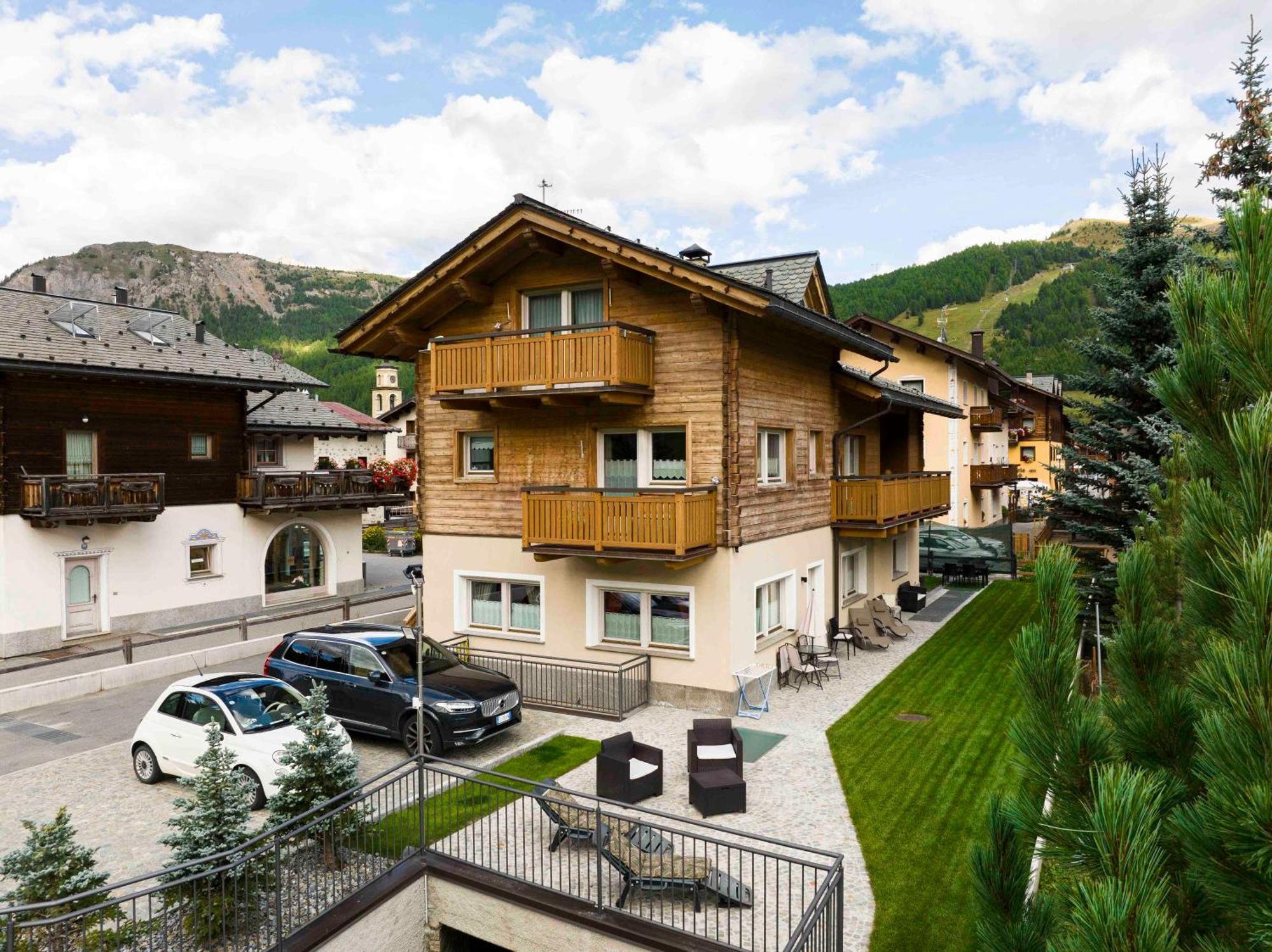 Ag Apartments Livigno Centro Buitenkant foto